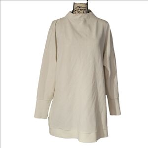 Tribal White Long Sleeve Top Small